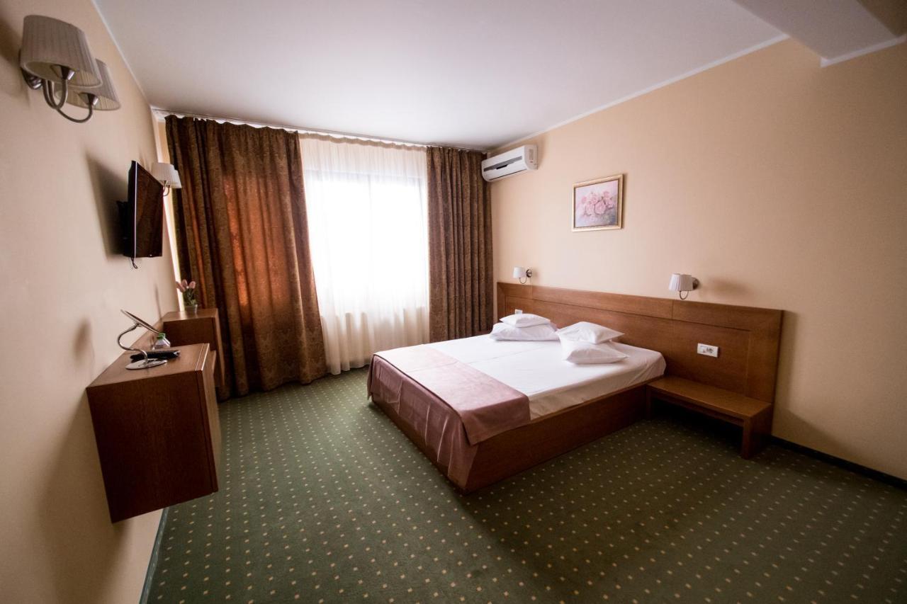 Hotel Amadeus Focsani Luaran gambar